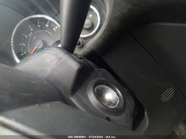 1C4BJWDG7GL237352 Jeep Wrangler Unlimited Sport