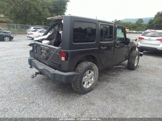 1C4BJWDG7GL237352 Jeep Wrangler Unlimited Sport