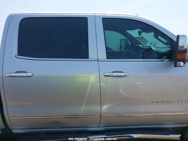 1GT12UEY6JF260034 GMC Sierra 2500hd Denali