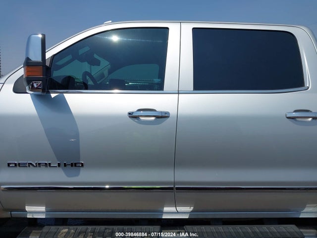 1GT12UEY6JF260034 GMC Sierra 2500hd Denali
