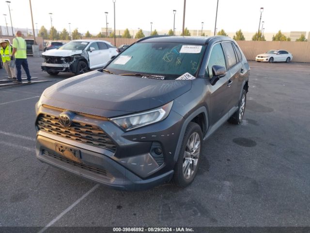2T3C1RFV3KC030787 Toyota Rav4 Xle Premium