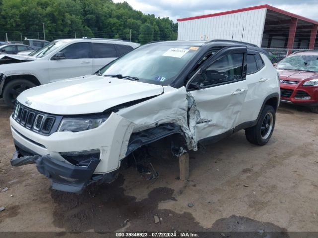 3C4NJDBB6LT107182 Jeep Compass Latitude 4x4