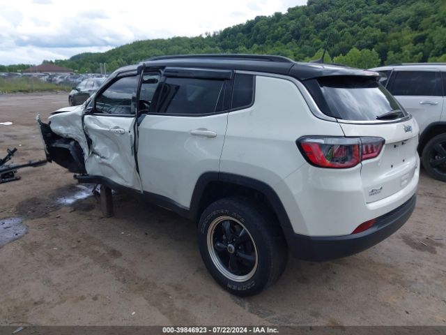3C4NJDBB6LT107182 Jeep Compass Latitude 4x4