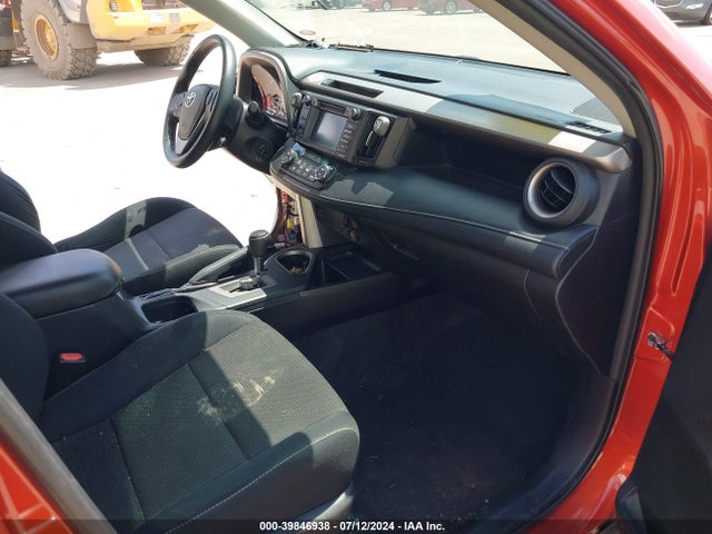 Toyota Rav4 Xle 2016 2T3WFREV1GW271804 Image 5