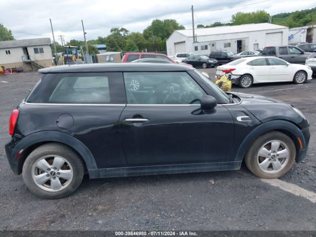WMWXP5C55GT739286 Mini Hardtop Cooper