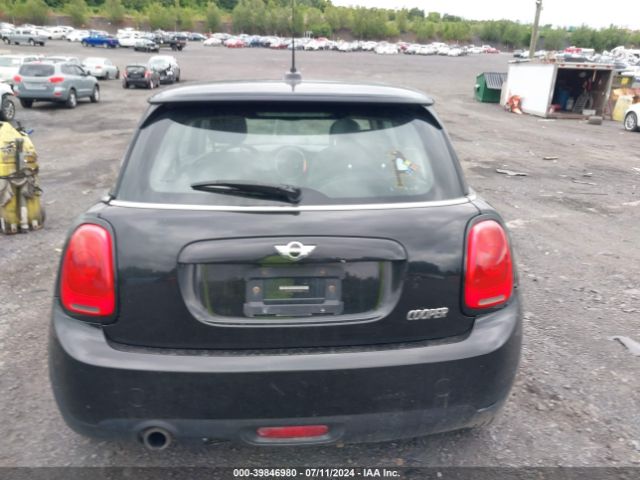 WMWXP5C55GT739286 Mini Hardtop Cooper
