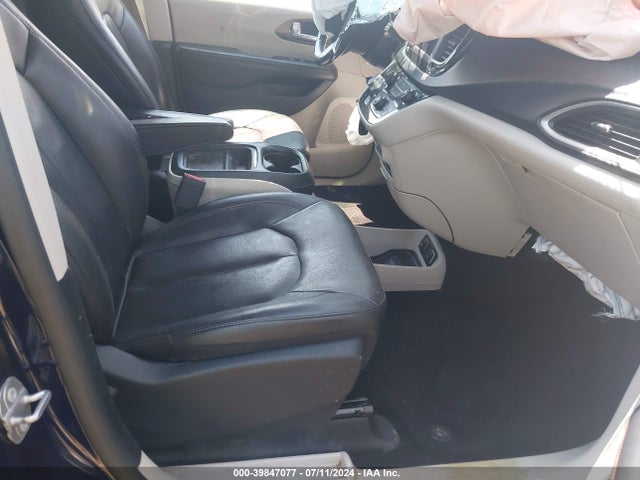 Chrysler Pacifica Touring L 2019 2C4RC1BG9KR547906 Image 5