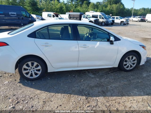JTDEPRAE9LJ063080 Toyota COROLLA LE
