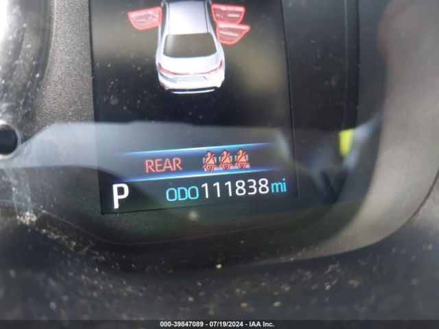 JTDEPRAE9LJ063080 Toyota COROLLA LE