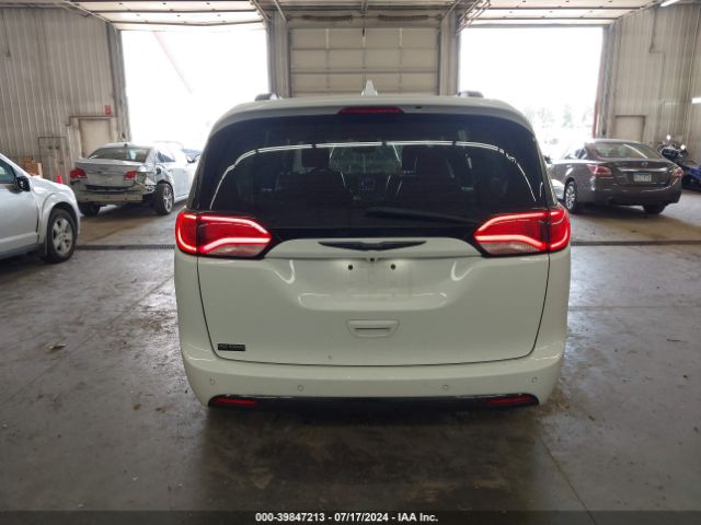 2C4RC1GG3KR741856 Chrysler Pacifica Limited