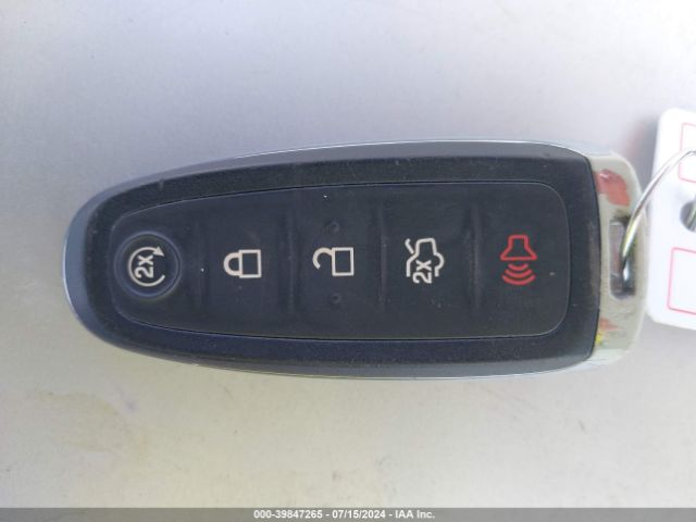 1FMJU1LTXFEF23361 Ford Expedition Platinum