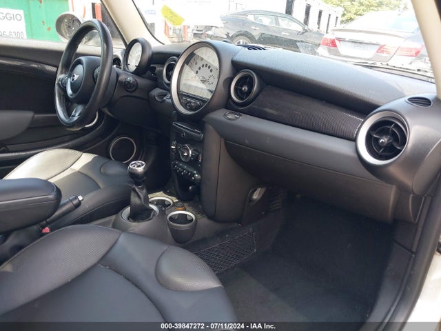 2012 MINI COOPER WMWZG3C59CTY32268 Photo 4