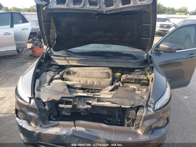 1C4PJLDBXFW738001 Jeep Cherokee Limited