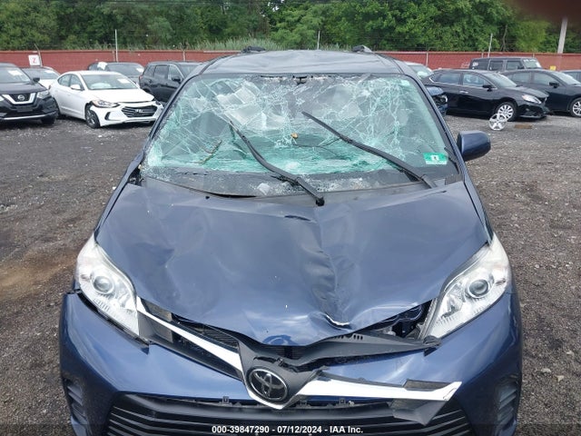 Toyota Sienna Le 8 Passenger 2018 5TDKZ3DC8JS903516 Image 6