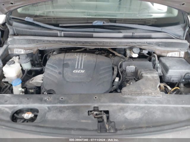 KNDMB5C15G6211943 KIA SEDONA LX