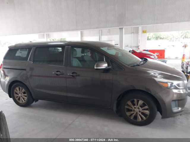KNDMB5C15G6211943 KIA SEDONA LX