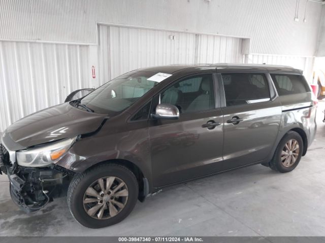 KNDMB5C15G6211943 KIA SEDONA LX