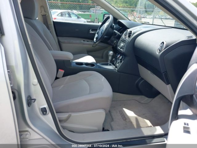 JN8AS5MT9EW602436 Nissan Rogue Select S