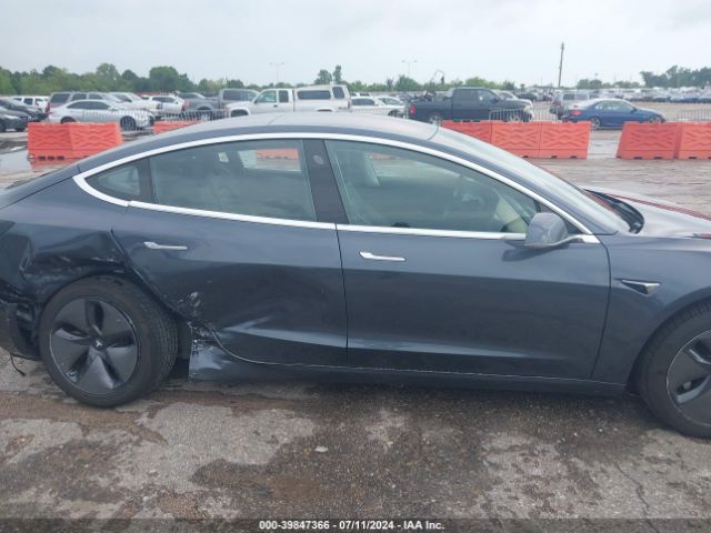 5YJ3E1EA4JF032054 Tesla MODEL 3