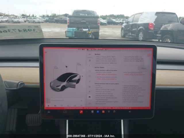 5YJ3E1EA4JF032054 Tesla MODEL 3