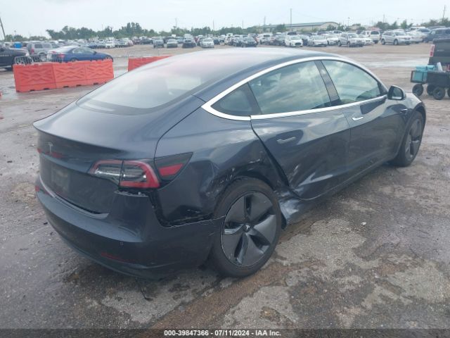 5YJ3E1EA4JF032054 Tesla MODEL 3
