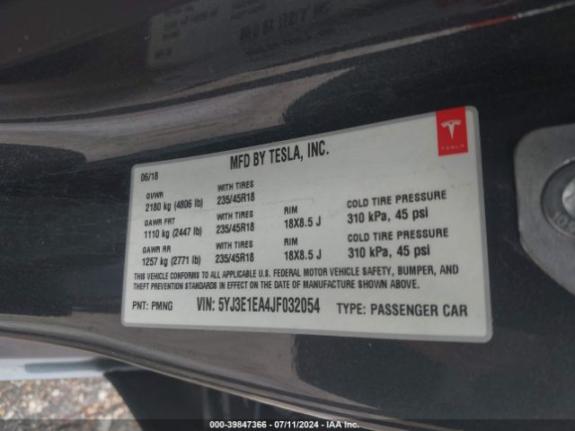 5YJ3E1EA4JF032054 Tesla MODEL 3