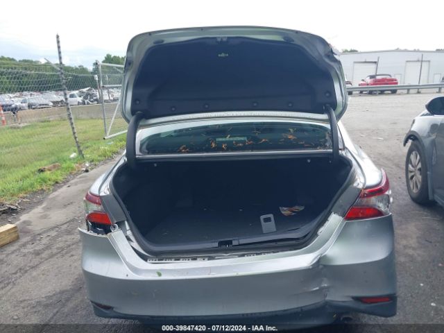 4T1C11AK1NU640584 Toyota CAMRY LE