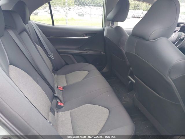 4T1C11AK1NU640584 Toyota CAMRY LE