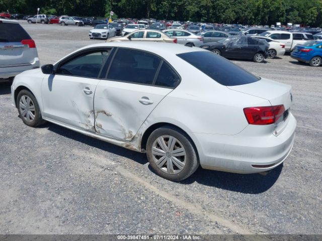3VWLA7AJ3FM335427 Volkswagen Jetta 2.0l Tdi S