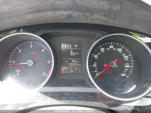 3VWLA7AJ3FM335427 Volkswagen Jetta 2.0l Tdi S