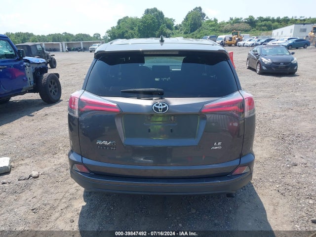 Toyota RAV4 LE 2018 JTMBFREV7JJ734419 Image 16