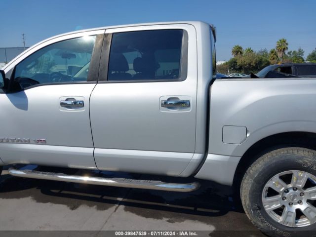 1N6AA1EK1JN514877 Nissan TITAN SV