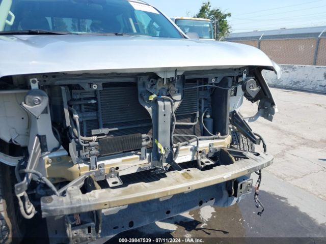 1N6AA1EK1JN514877 Nissan TITAN SV