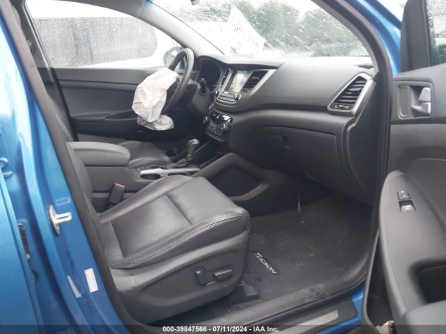 KM8J3CA21HU328069 Hyundai Tucson Limited