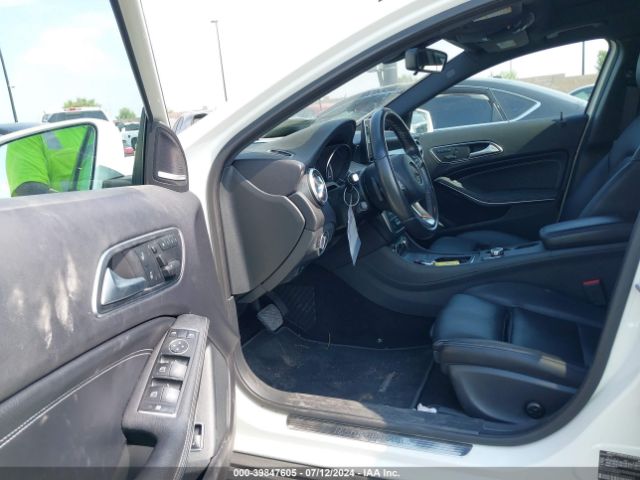 WDCTG4EB8HJ353547 Mercedes-Benz GLA 250