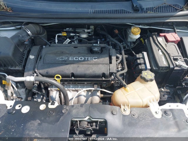 Chevrolet Sonic Lt Auto 2017 1G1JG6SHXH4154038 Image 10