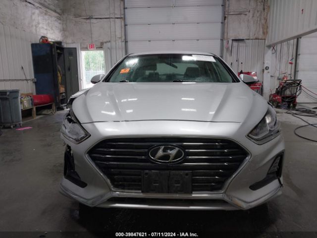 5NPE24AFXKH799110 Hyundai SONATA SE