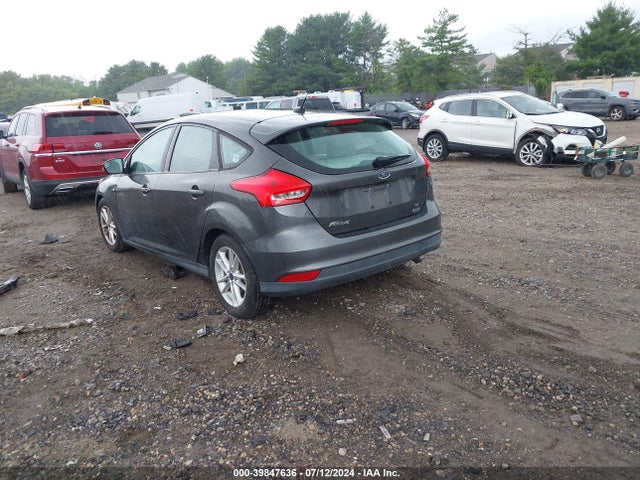 Ford FOCUS SE 2016 1FADP3K23GL298331 Image 3