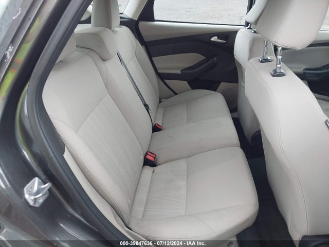 Ford FOCUS SE 2016 1FADP3K23GL298331 Image 8
