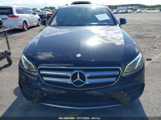 WDDZF4JB4HA048089 Mercedes-Benz E 300