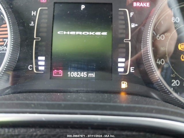 1C4PJLCB6KD203691 Jeep Cherokee Latitude Fwd