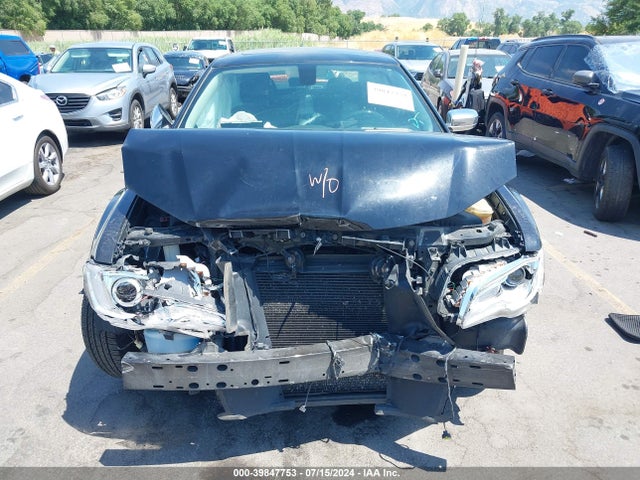 2C3CCAKG6GH198484 Chrysler 300c Awd