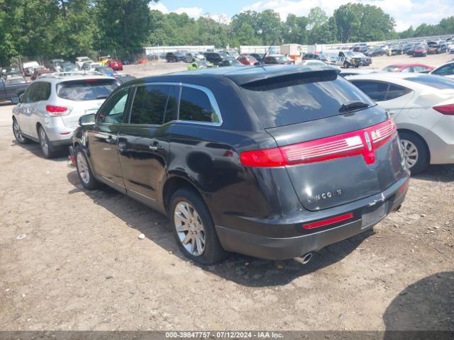 2LMHJ5NK1EBL55983 Lincoln Mkt Livery