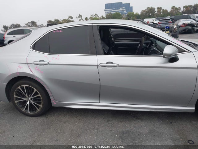 Toyota CAMRY SE 2018 4T1B11HK7JU121972 Image 13