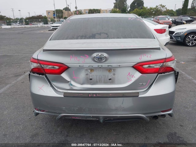 Toyota CAMRY SE 2018 4T1B11HK7JU121972 Image 16