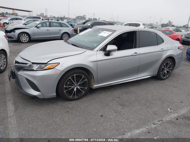Toyota CAMRY SE 2018 4T1B11HK7JU121972 Image 2
