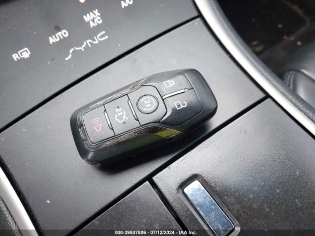3LN6L2G96FR611043 Lincoln MKZ