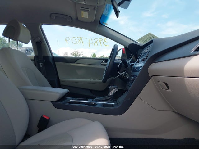 Hyundai Sonata 2017 5NPE24AF5HH483980 Image 5