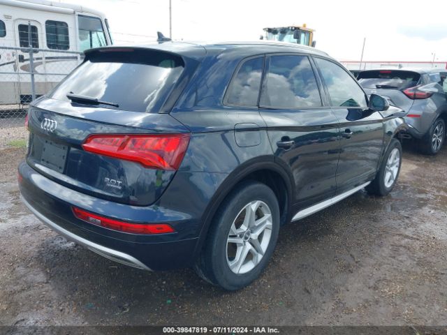 WA1ANAFY3J2110517 Audi Q5 2.0t Premium/2.0t Tech Premium