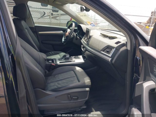 WA1ANAFY3J2110517 Audi Q5 2.0t Premium/2.0t Tech Premium